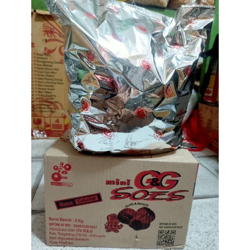 

GG soes coklat kue soes isi coklat lumer 2kg