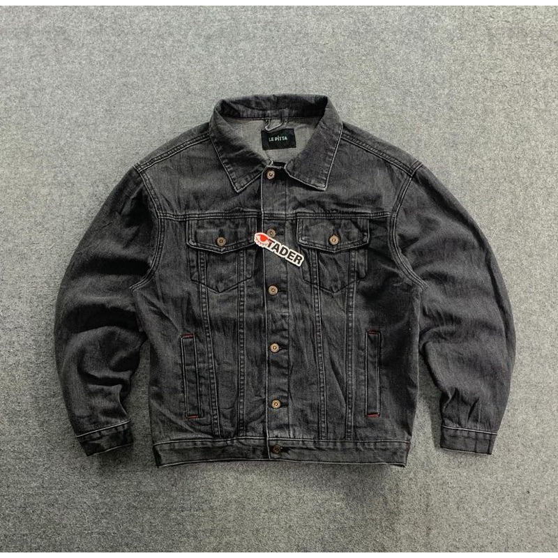 J114 L3 Ptt4 Type III Trucker Black Washed Denim Jacket