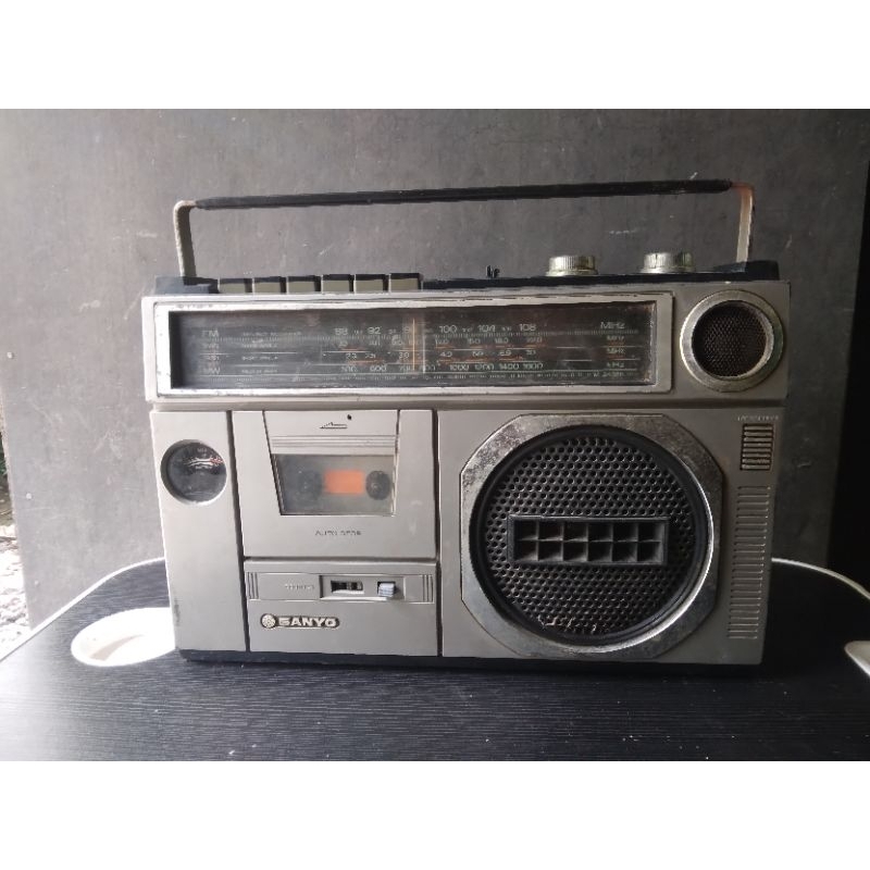 RADIO TAPE SANYO - RADIO TAPE JADUL ANTIK VINTAGE
