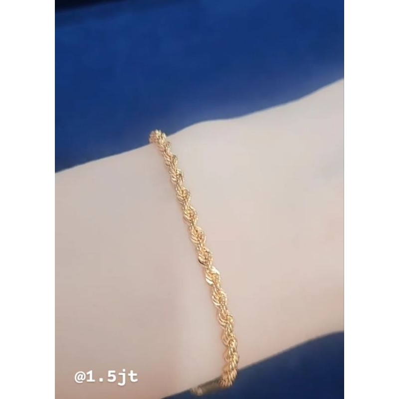 gelang emas lilit kuning