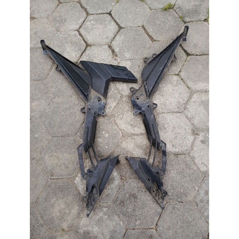 sambungan sayap depan Honda Sonic 150r original