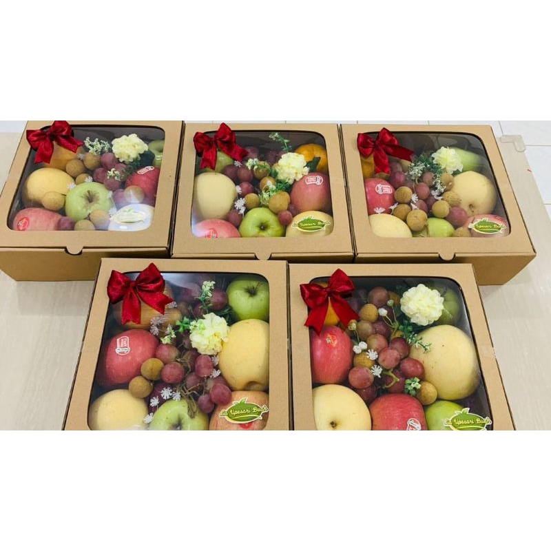 

parcel/hampers buah box