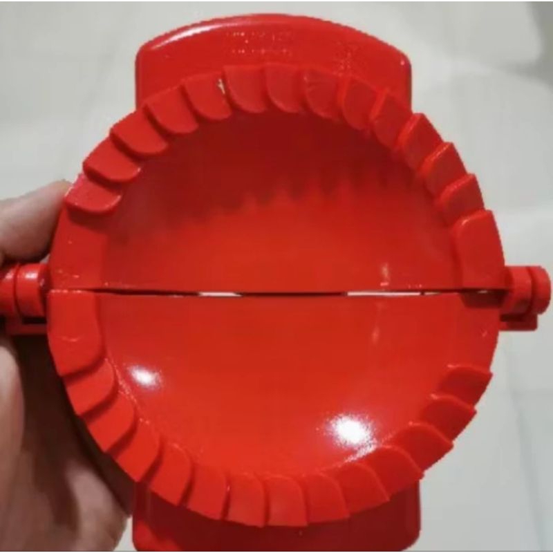 Cetakan Pastel Plastik Import Malaysia Merah Ukuran Besar