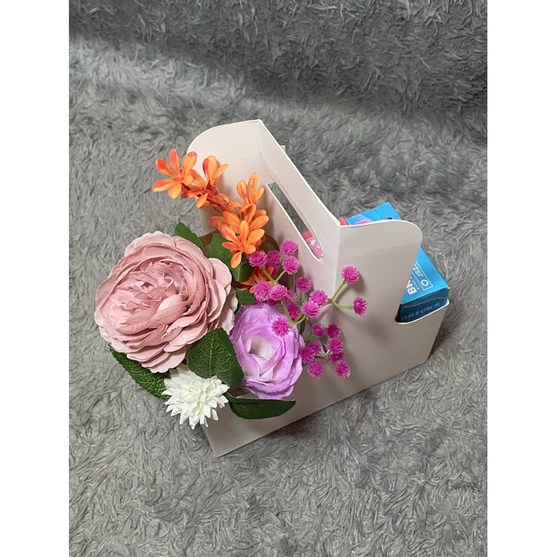 FLOWER BOX + LEGO BRICKS