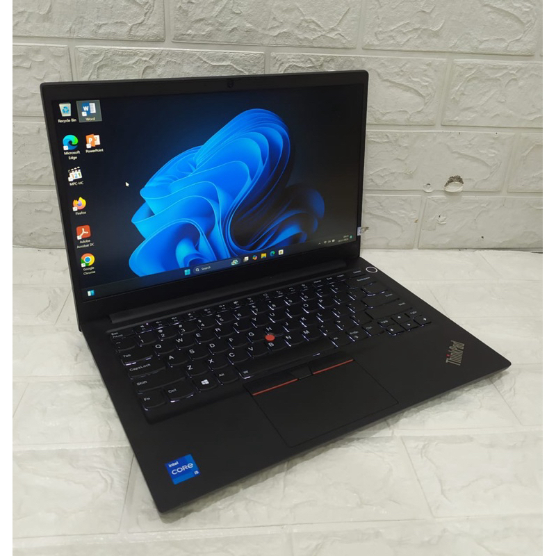 lenovo Thinkpad  E14 Gen 2 intel i5