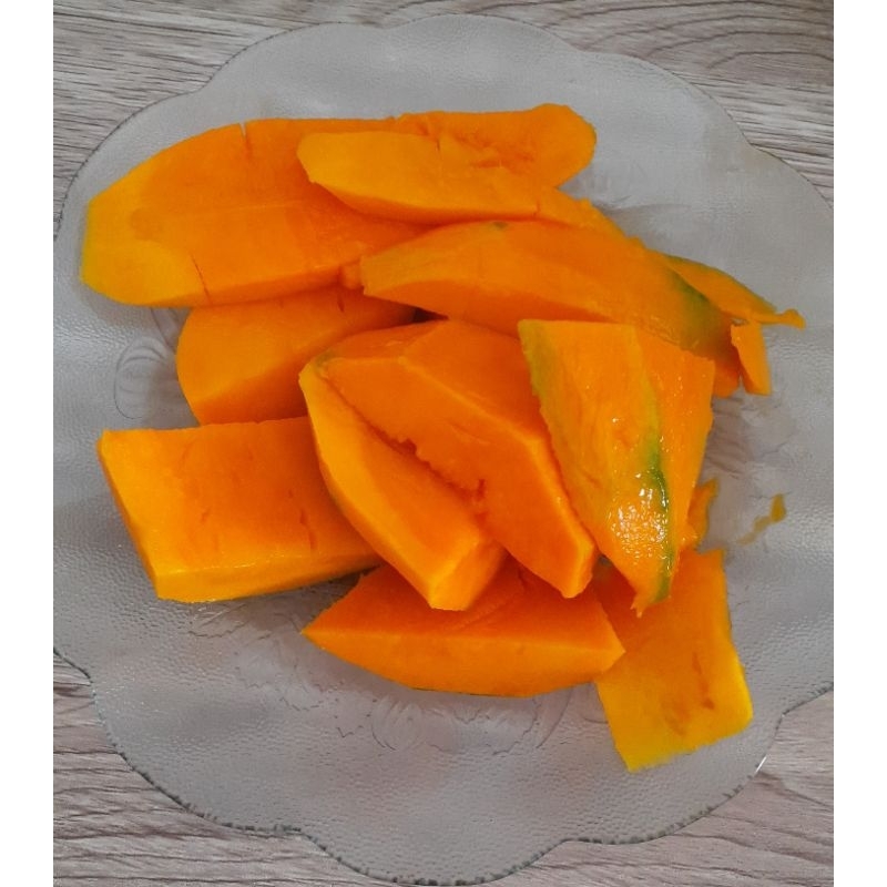 

READY 1pc Buah Kupas (+/-700gr blm potong) Mangga Harum Manis Jumbo Manis Matang Pohon (Ukrn Thinwall 500ml)