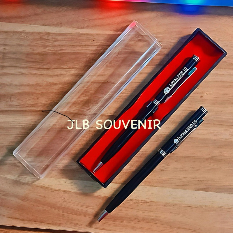 

SOUVENIR PULPEN EKSKLUSIF S TYLUS FREE CETAK GRAFIR KEMAS BOX EKSKLUSIF