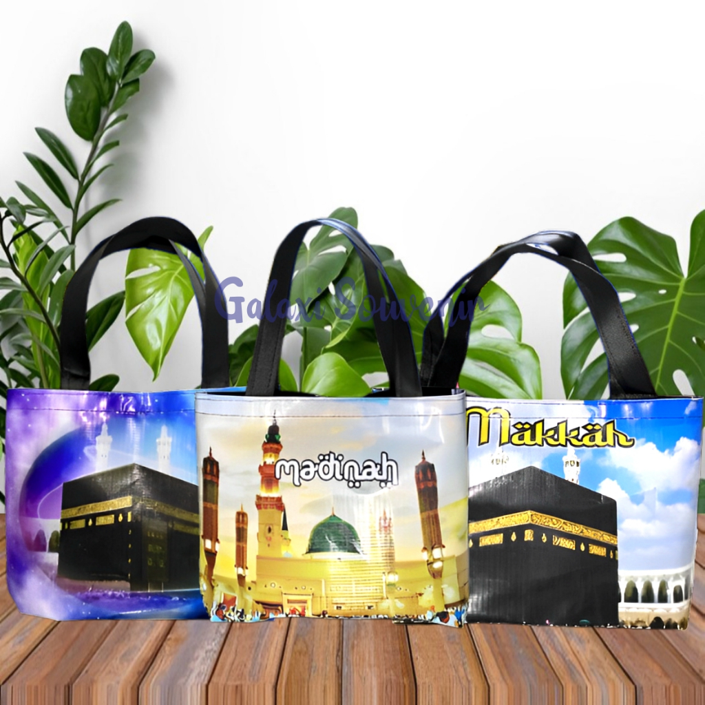 

TAS SOUVENIR OLEH-OLEH HAJI DAN UMROH/TAS BINGKISAN HAJIDAN UMROH/TAS SPUNBOND MURAH/TAS PROMO