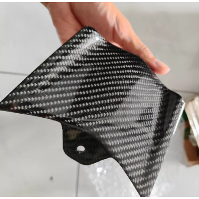 Ducktail Body Belakang New Aerox Connected Carbon Kevlar dan Forged