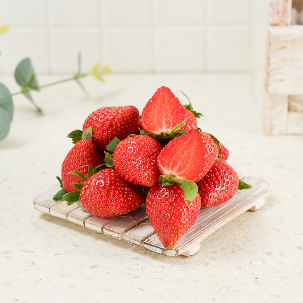 

Minori Strawberry Konvensional 250 gram