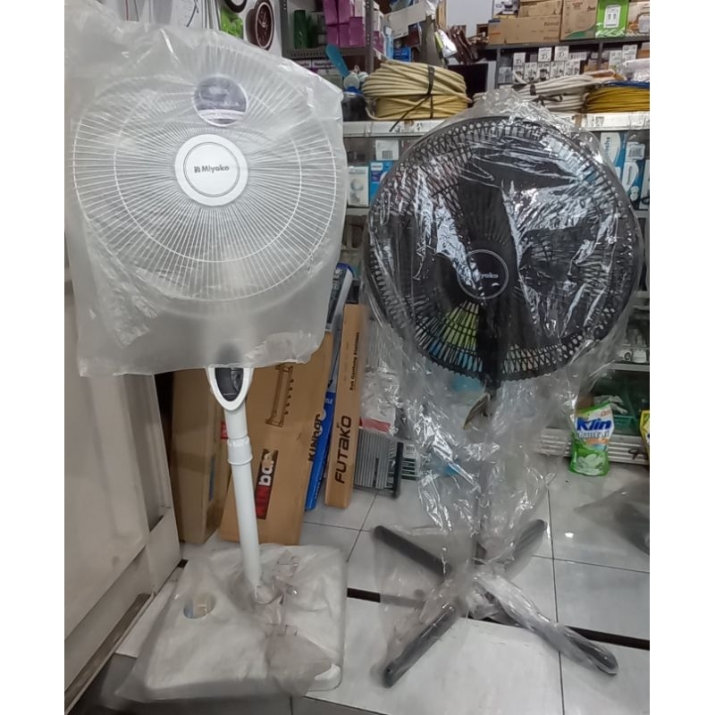 miyako kipas berdiri
