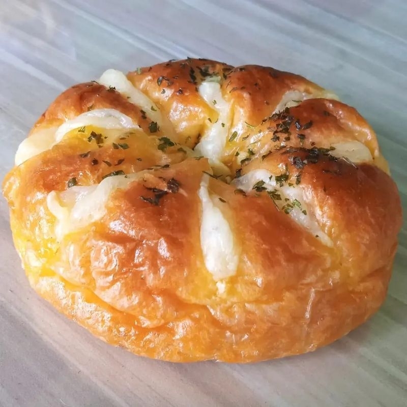 

Korean Garlic Cheese Bread