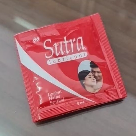 Sutra Lubricant Kemasan Sachet 5 ml - Gel Pelumas Pelicin Berbahan Dasar Air Water Based