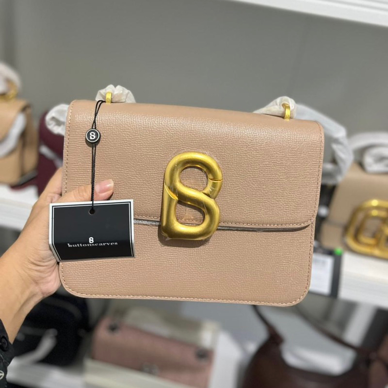 AUDREY CHAIN BUTTONSCARVES