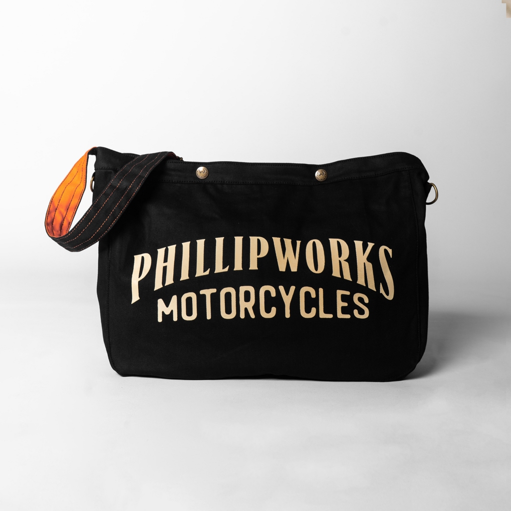 Black Messenger Bag Phillip Works