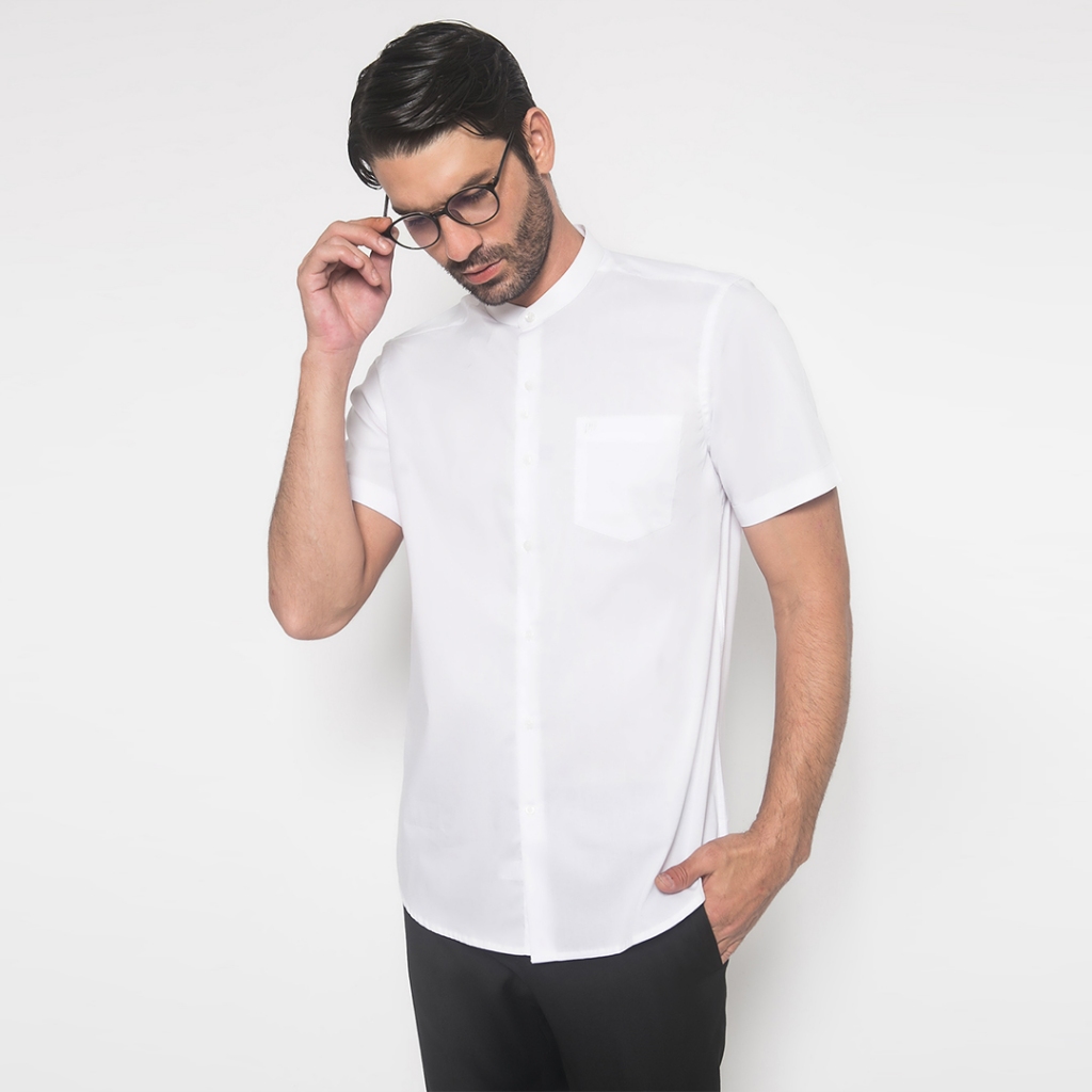 Johnwin - Kemeja Formal - Kemeja Pria - Kerah Shanghai - Putih - FSH.650.K604.833.C - Free keychain