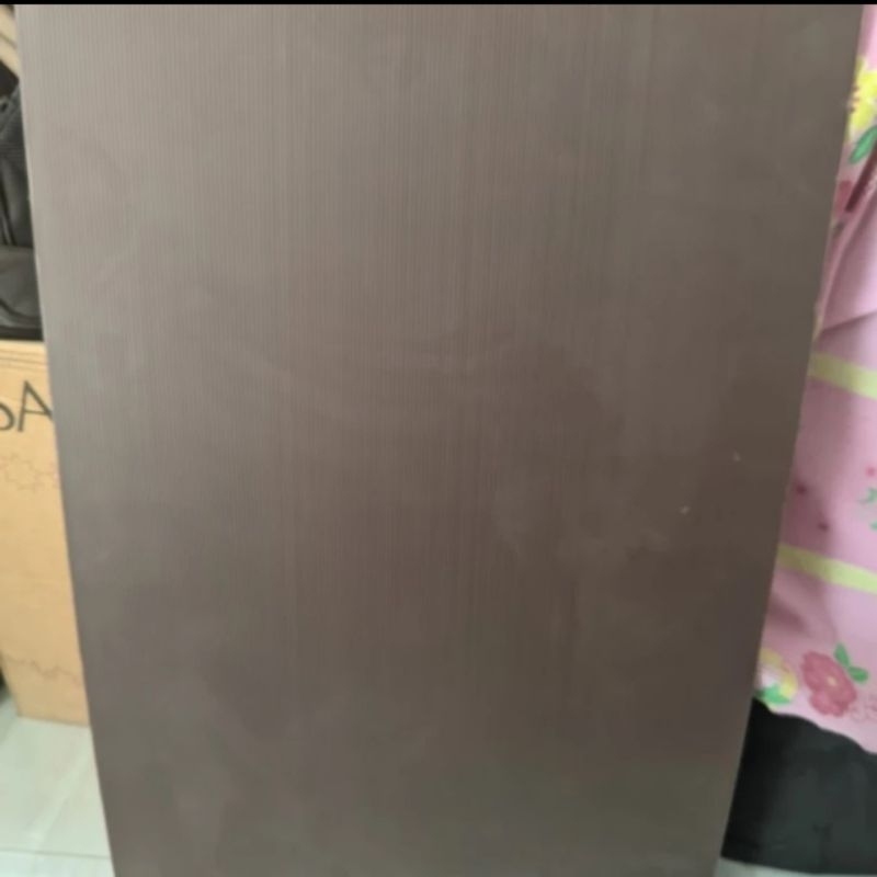 

Impraboard warna coklat