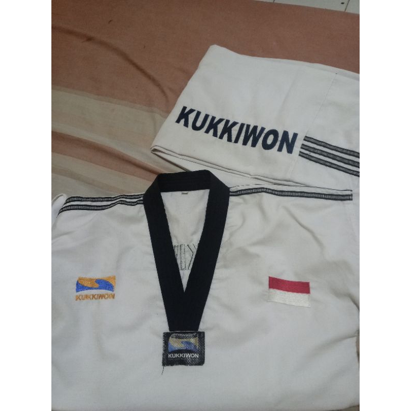 preloved dobok taekwondo kukkiwon