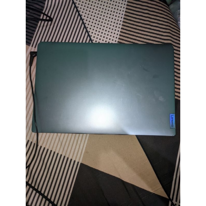 Laptop Lenovo Ideapad slim 3 Second*