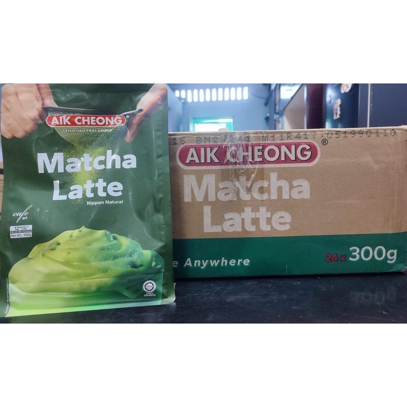 

Aik Cheong Matcha Latte 1 kotak isi 24 bungkus x 300 gr