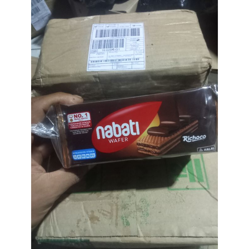 

nabati wafer 17gram isi 10