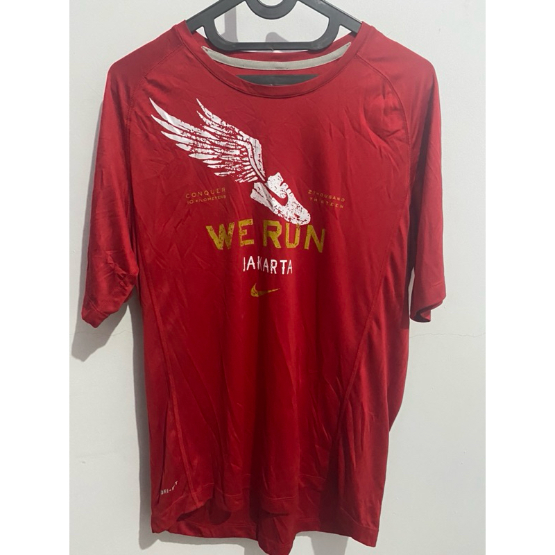 Baju Olahraga Lari Warna Merah Second