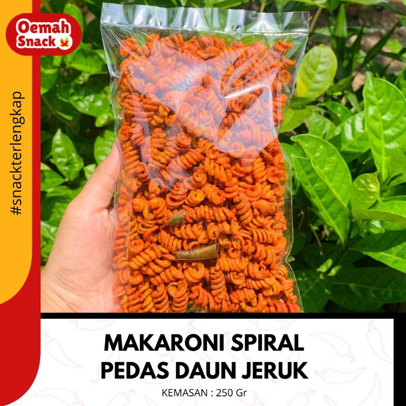 

Oemah Snack - 250GR Makaroni Spiral Pedas Daun Jeruk
