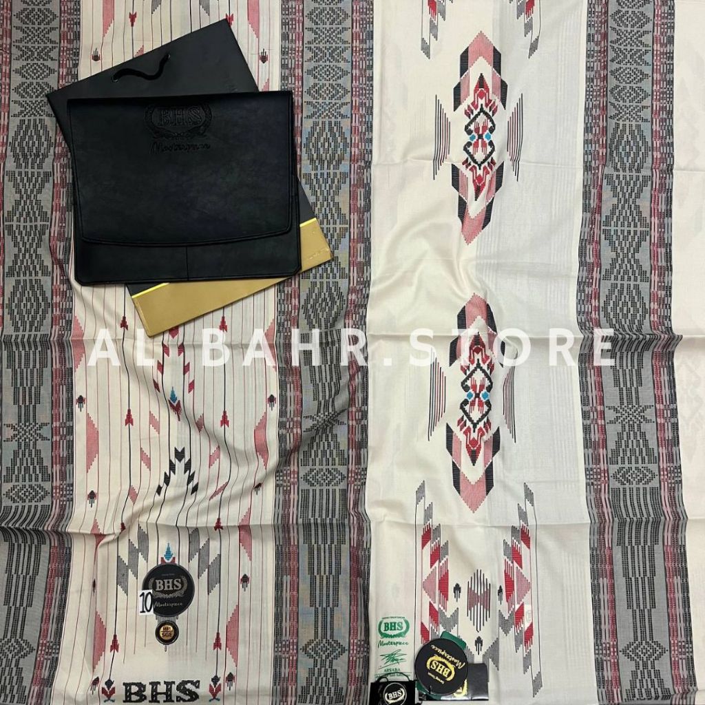 Sarung Bhs Masterpiece Silver dan Gold SIB SEA SGL Motif Terbaru