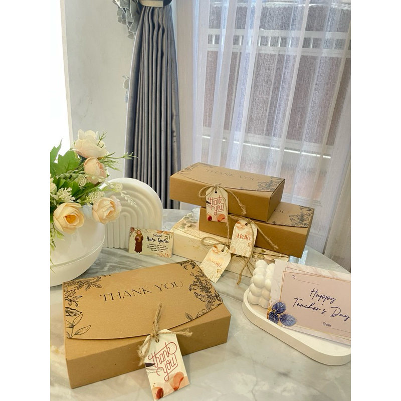 

HADIAH HAMPERS HARI GURU