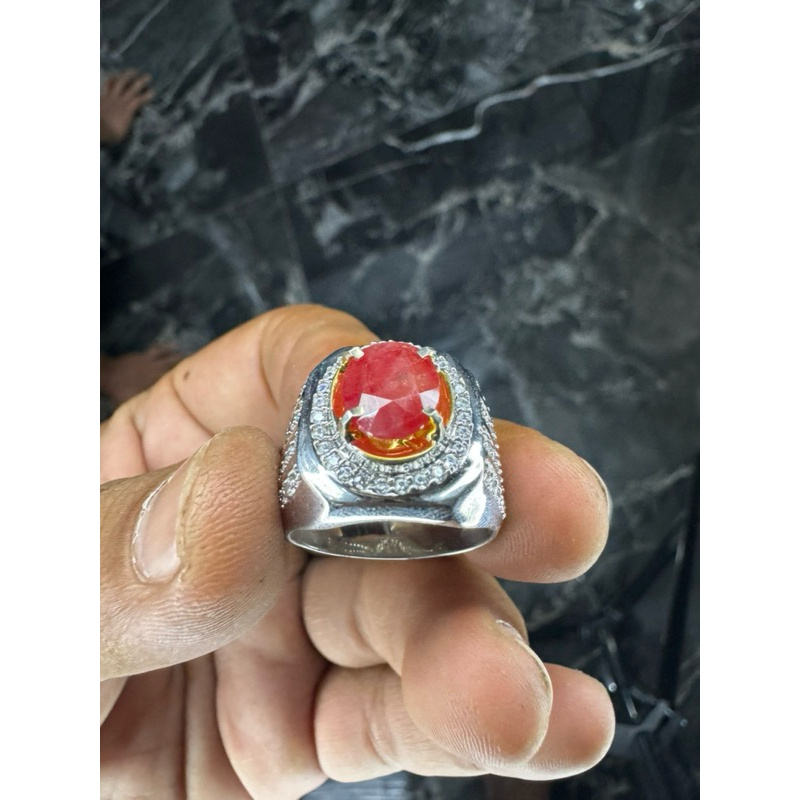 pinkish orange sapphire