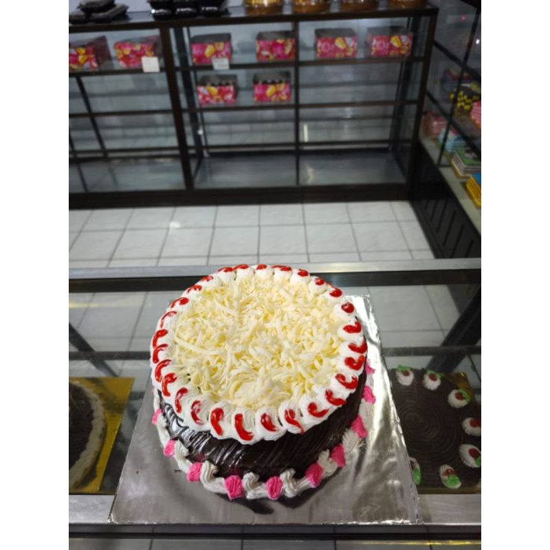 

Lapis Surabaya Sedang