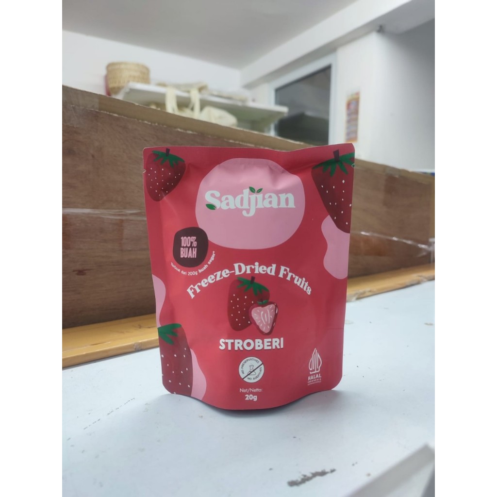 

Sadjian buah kering Strawberry 20gr