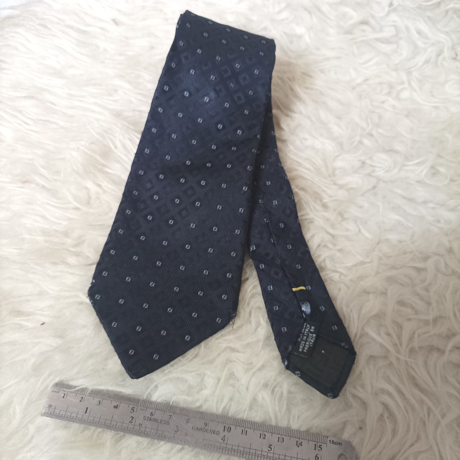 dasi fendi jacquard monogram silk necktie luxury