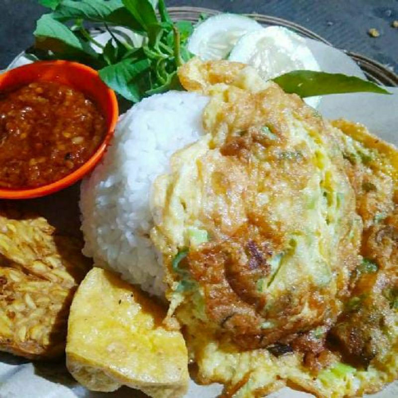 

paket komplit telur dadar