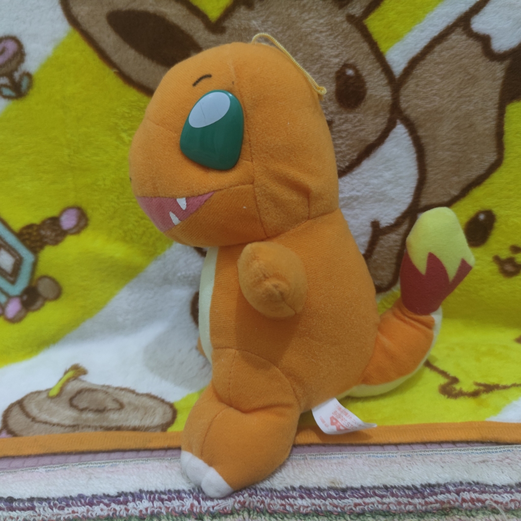 Boneka pokemon Charmender clasic mata keras, Ori Brand Banpresto