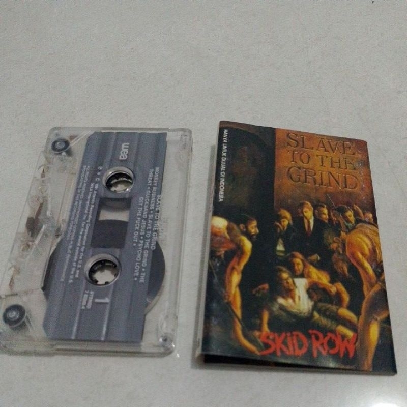 Kaset Pita Skid Row - Slave To The Grind