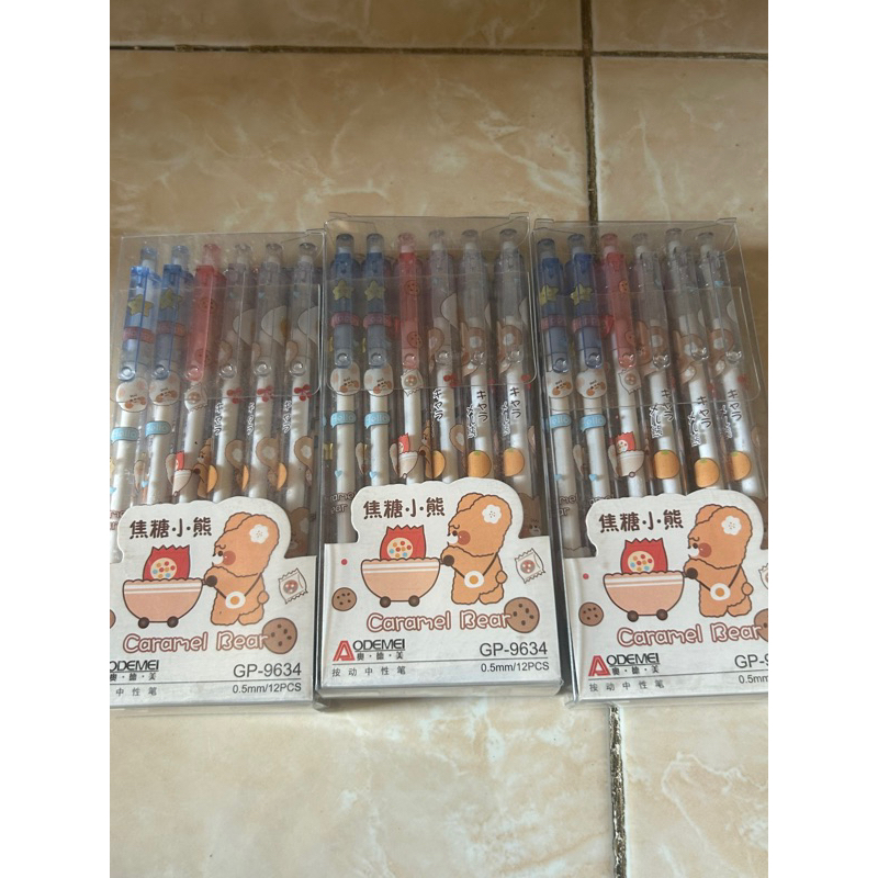 

Pulpen caramel bearkarakter 1 pack isi 12 pcs GP-9634