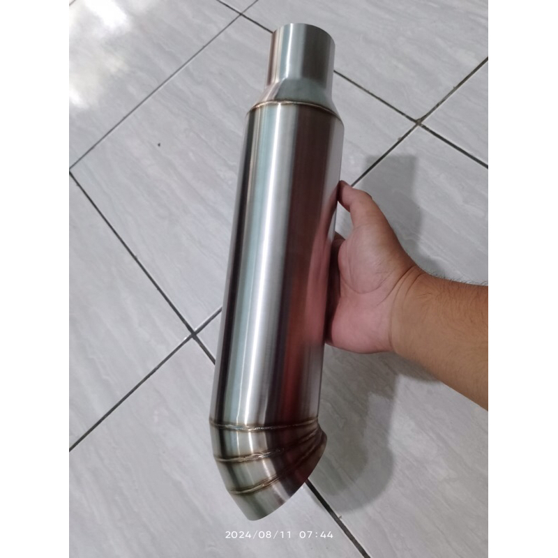 tailpipe cumi-cumi darat stenlis