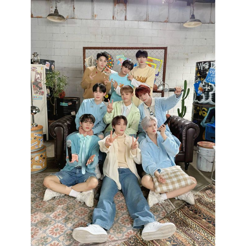 Hadiah Fankit + PC random dan PC official zayyan