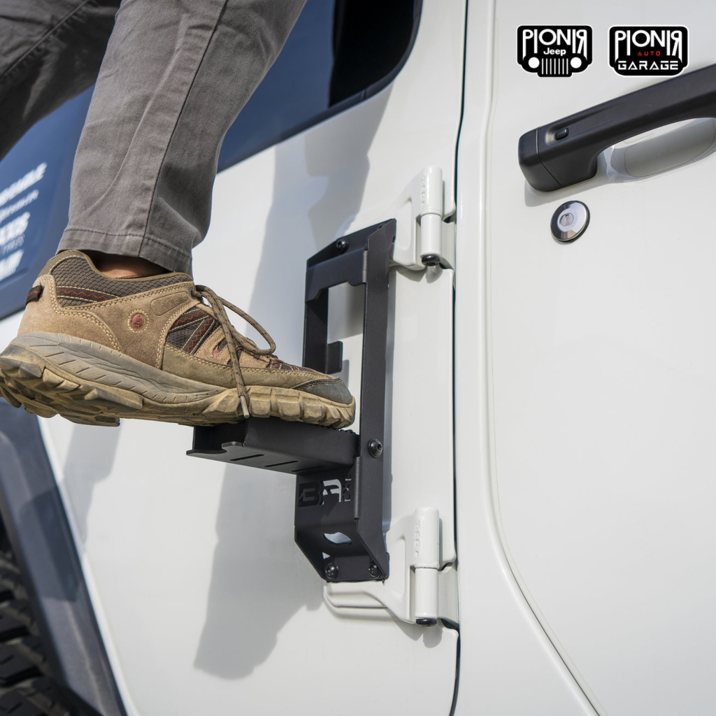 Body Armor Hinge Steps Jeep Wrangler Rubicon JK Jeep Wrangler Rubicon JL Jeep Gladiator JT