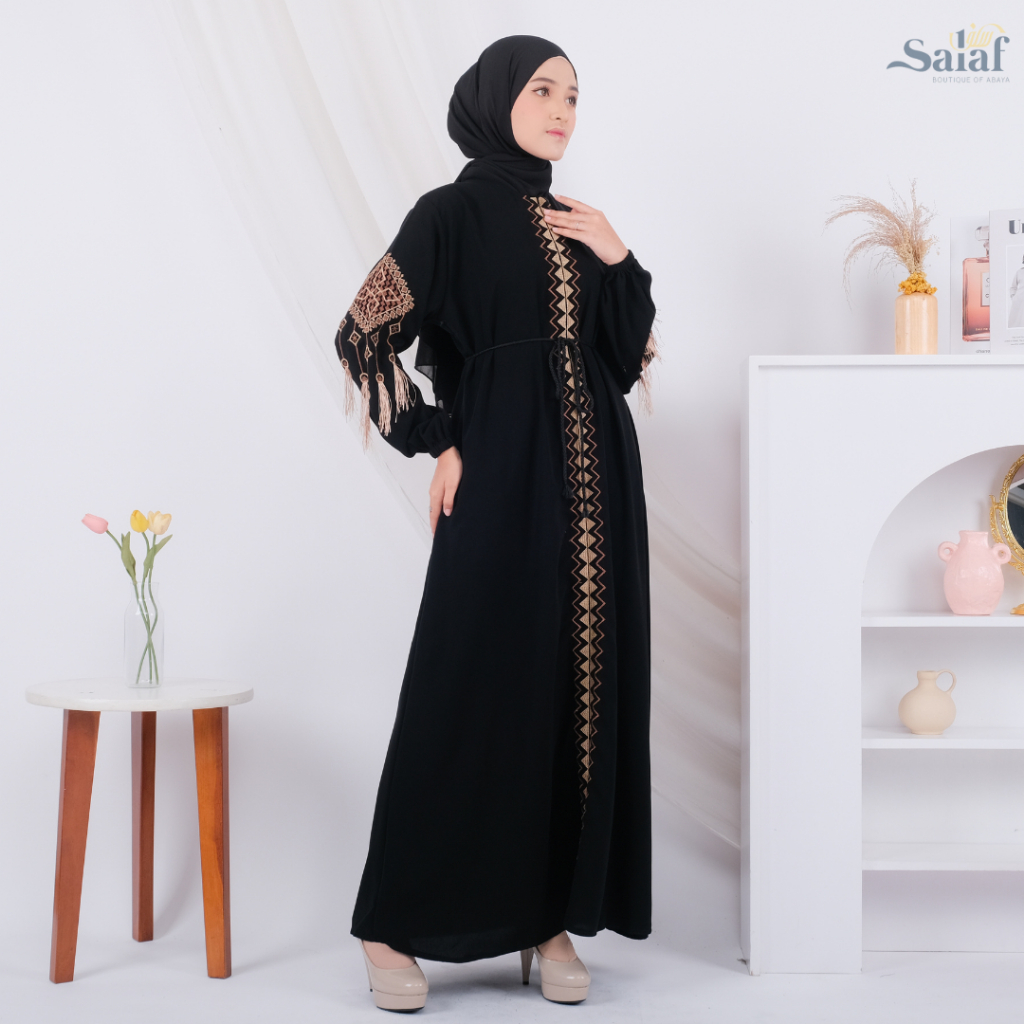 Abaya Turkey | Gamis Hitam Resleting Depan