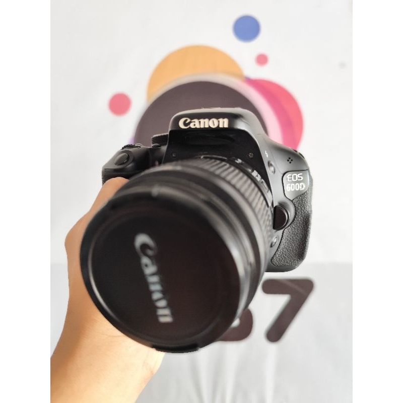 Kamera DSLR Canon 600D