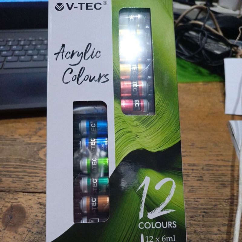 

Cat Acrylic vitech