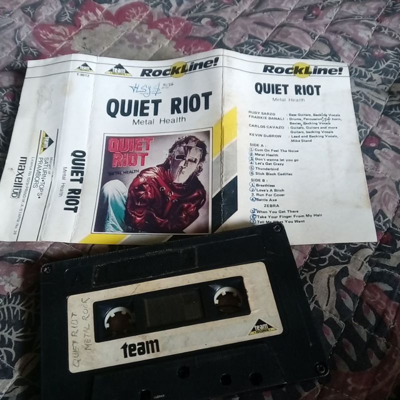 QUIET RIOT COLLECTION  KASET PITA