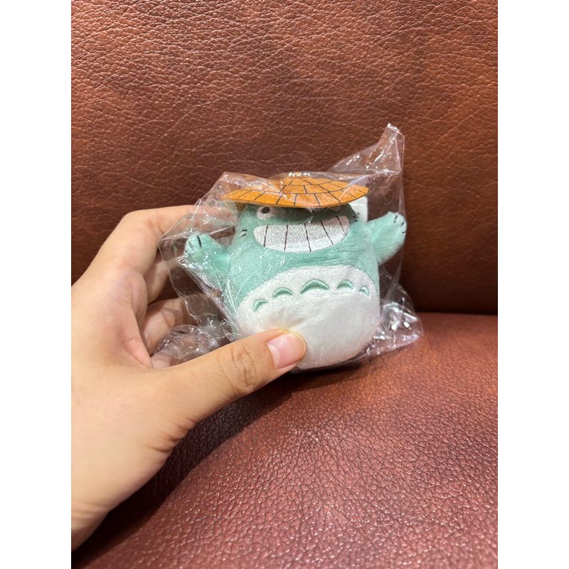 Gantungan Kunci Plushie Green Totoro with Hat Exclusive Ghibli Park Nagoya Japan