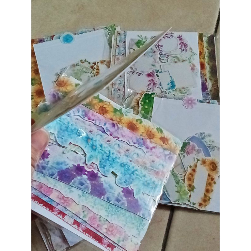 

40 pcs stiker Border bunga. stiker deco journal. stiker glossy