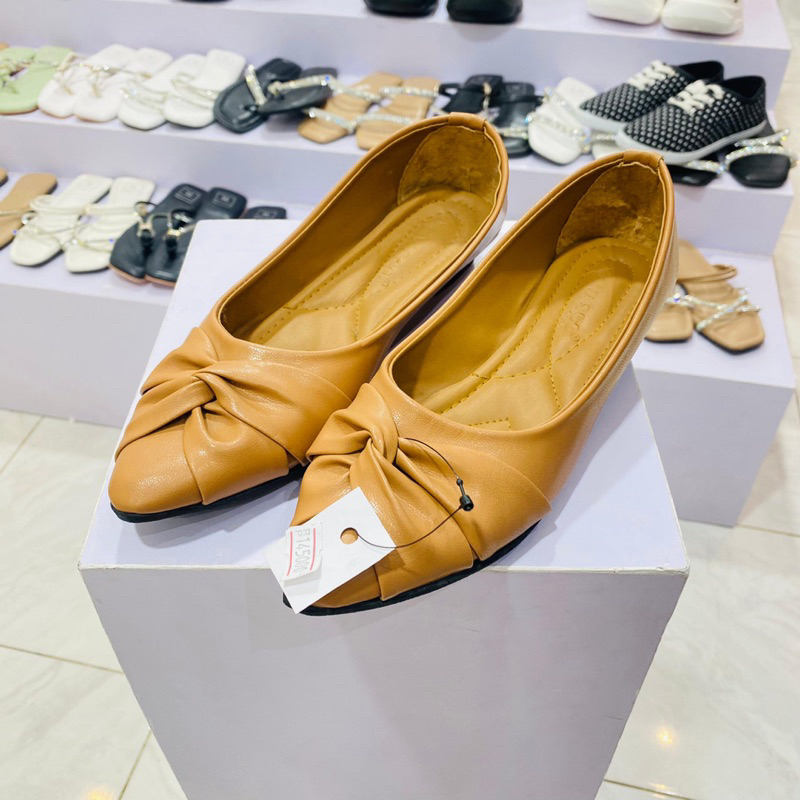 sepatu panses wanita