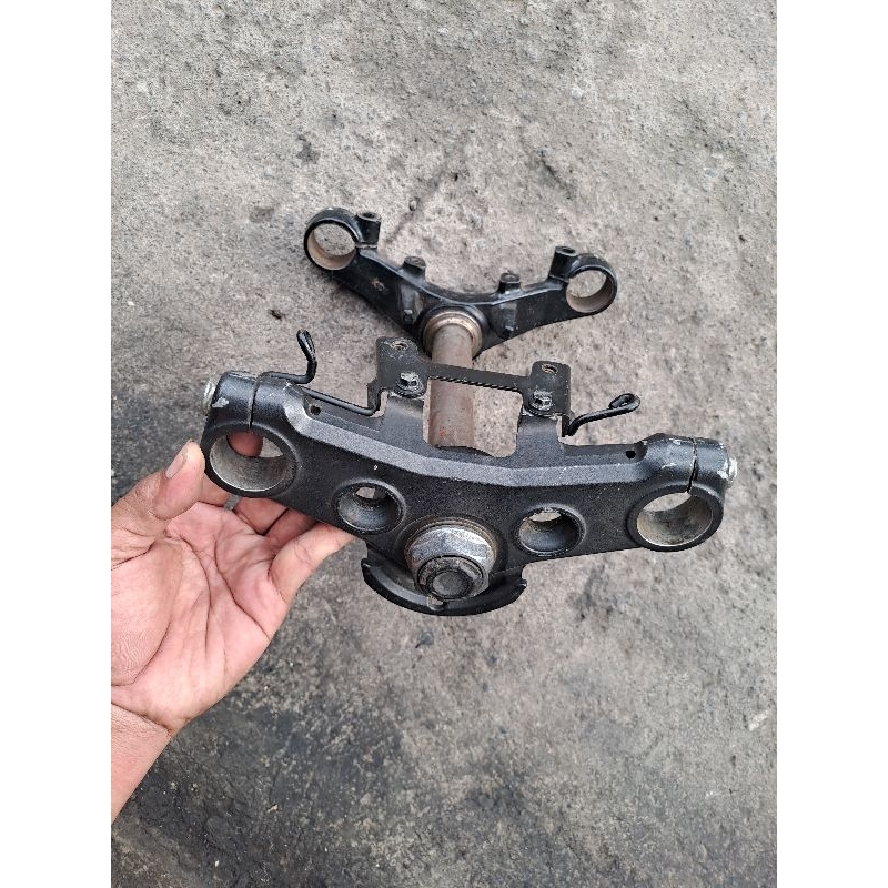 segitiga T atas bawah honda new cb150r cb 150r  new cb original