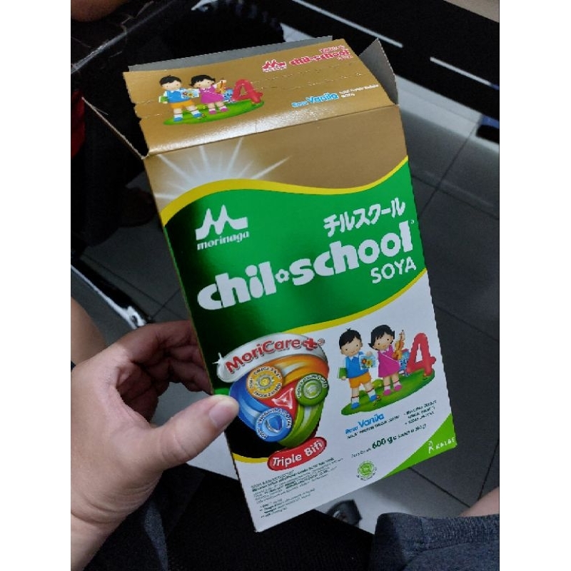 DUS BEKAS SUSU MORINAGA CHIL SCHOOL SOYA VANILA 600 GRAM