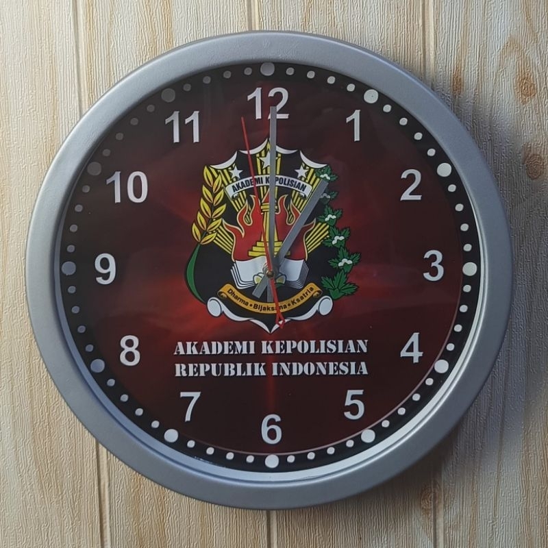 Jam Dinding Keluarga Besar Akpol 32 cm